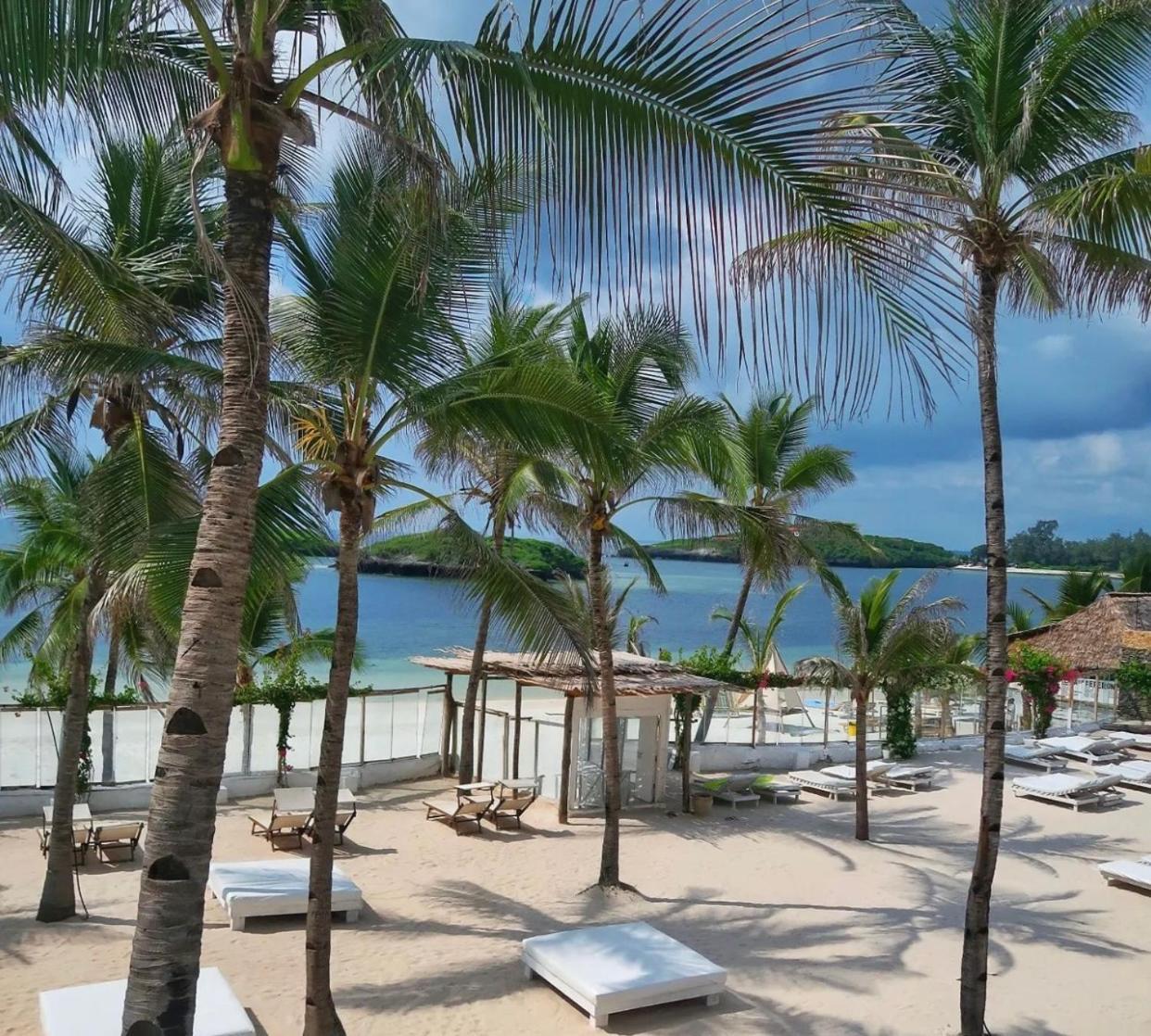 Barracuda Inn Resort วาตามู ภายนอก รูปภาพ