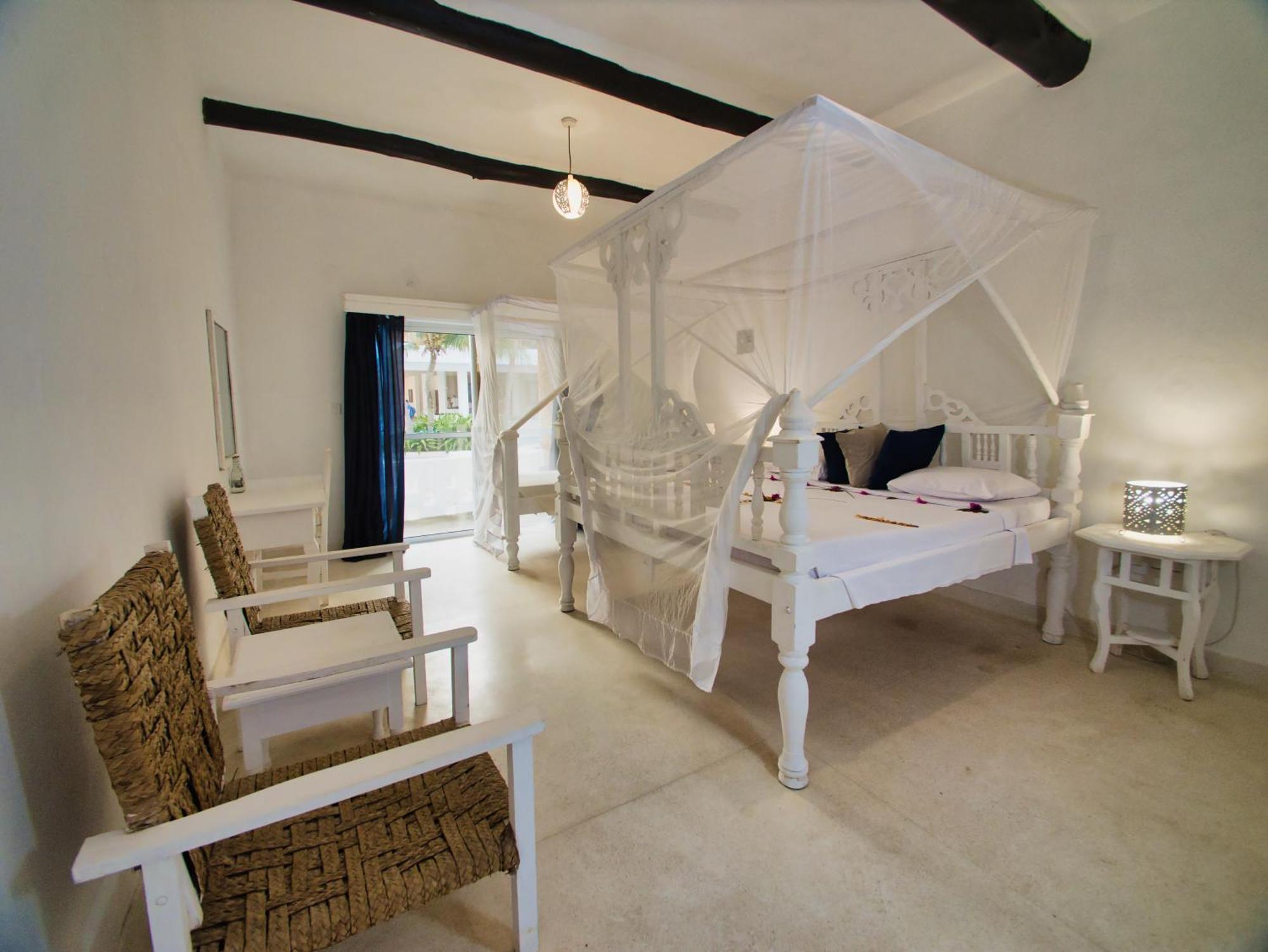 Barracuda Inn Resort วาตามู ภายนอก รูปภาพ