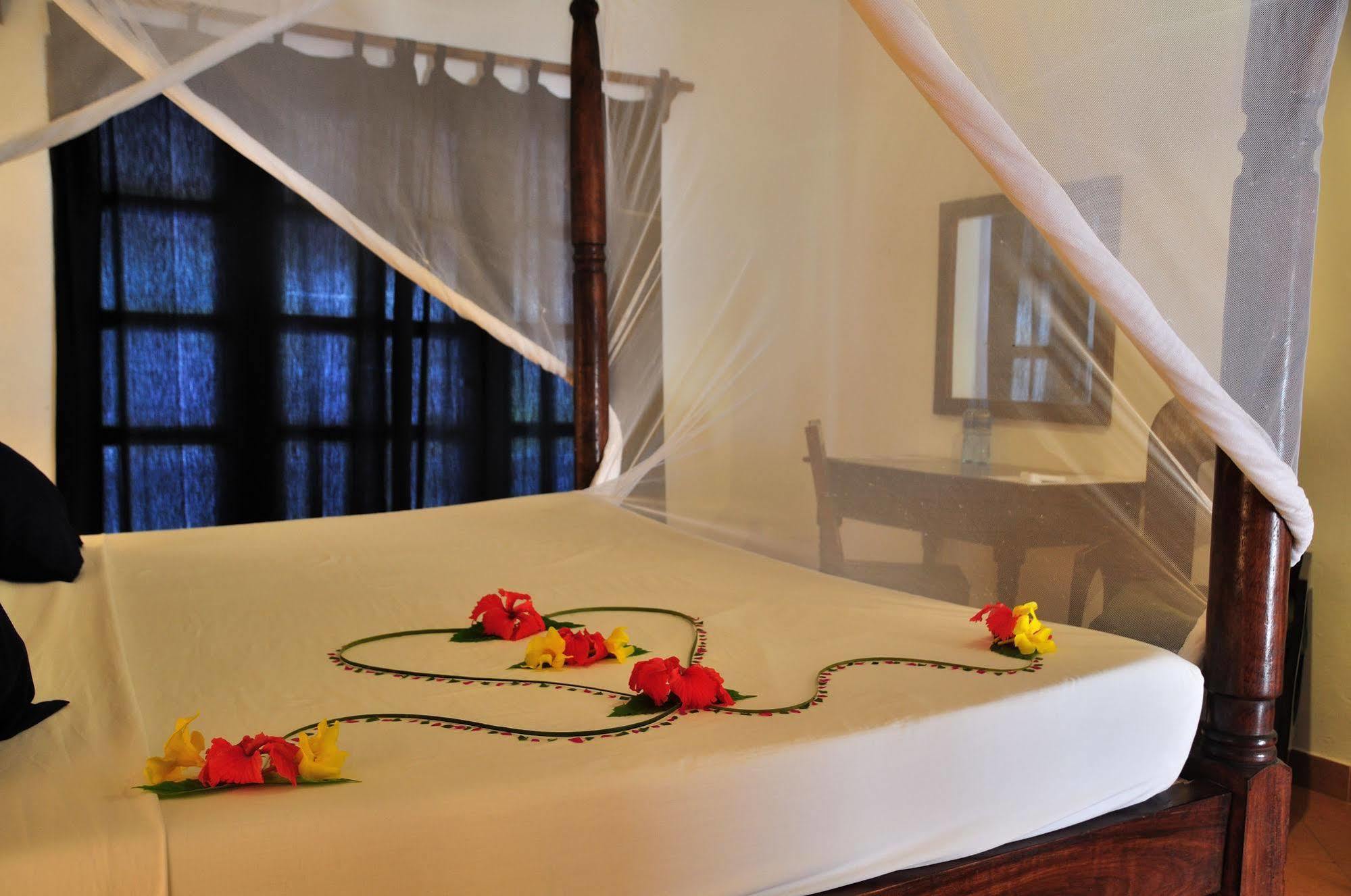 Barracuda Inn Resort วาตามู ภายนอก รูปภาพ