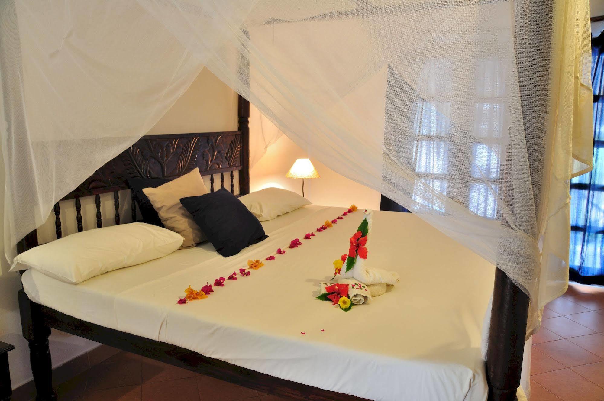 Barracuda Inn Resort วาตามู ภายนอก รูปภาพ